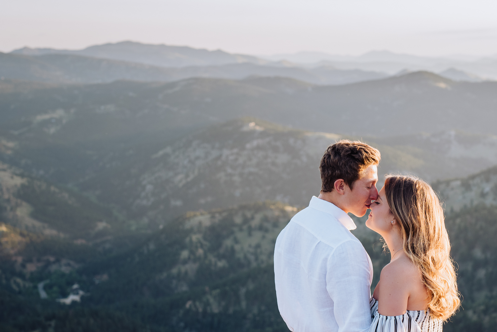 Love at Lost Gulch | Engagement Photo | Lost Gulch Overlook | From the Hip Photo