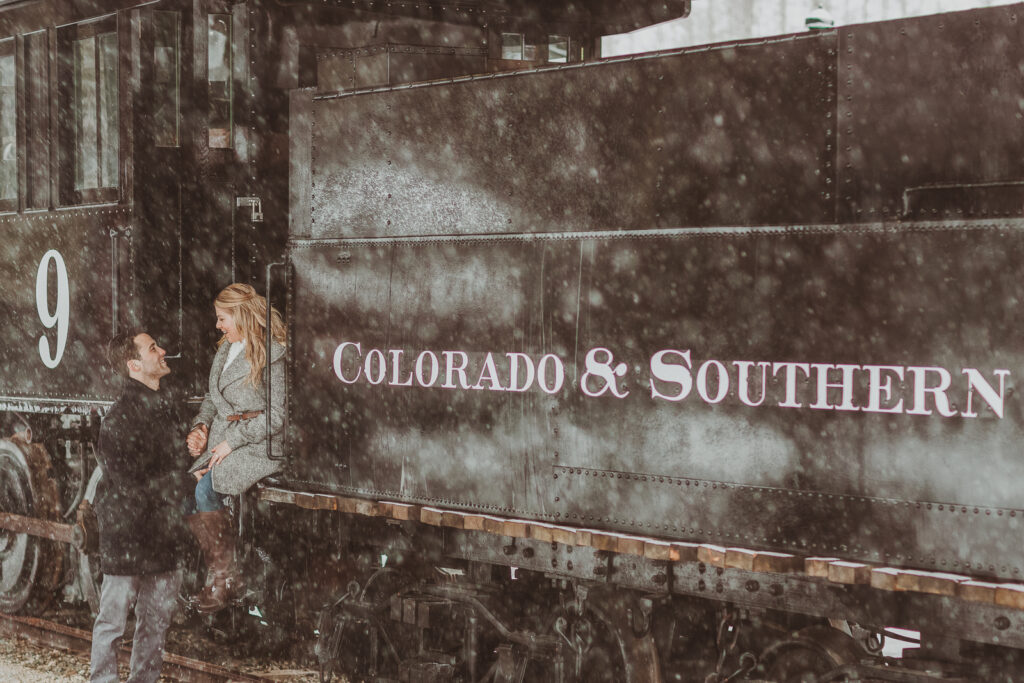 Breckenridge outdoor mountain nature loving candid fun adventurous engagement picture | From the Hip Photo Denver Colorado portrait photography 