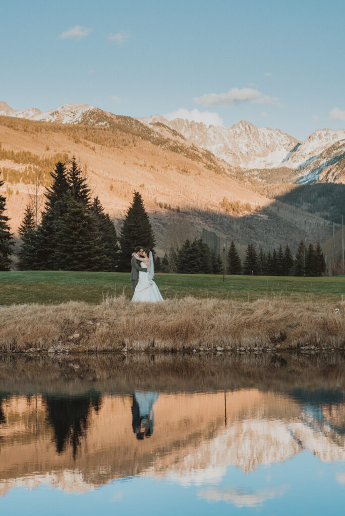 Vail Colorado outdoor mountain ski resort nature fun adventurous candid wedding picture | From the Hip Photo Denver portrait photography