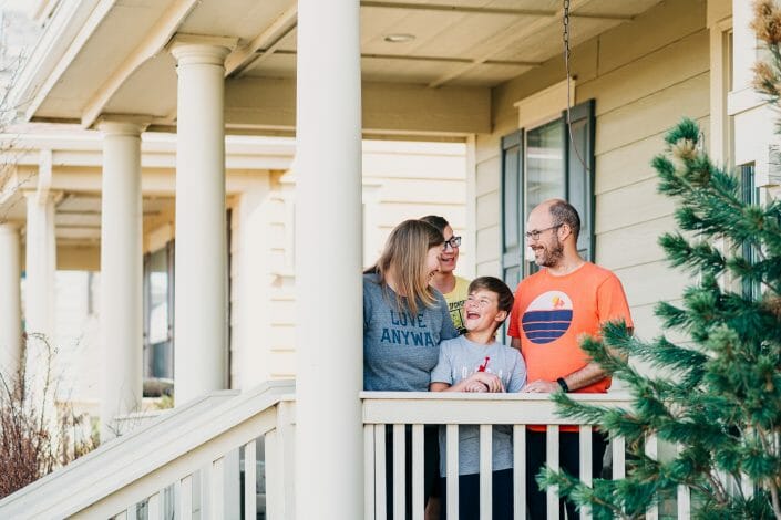 Front Porch Photo | Denver Colorado Family Photographer