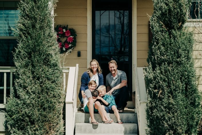 Front Porch Photo | Denver Colorado Family Photographer