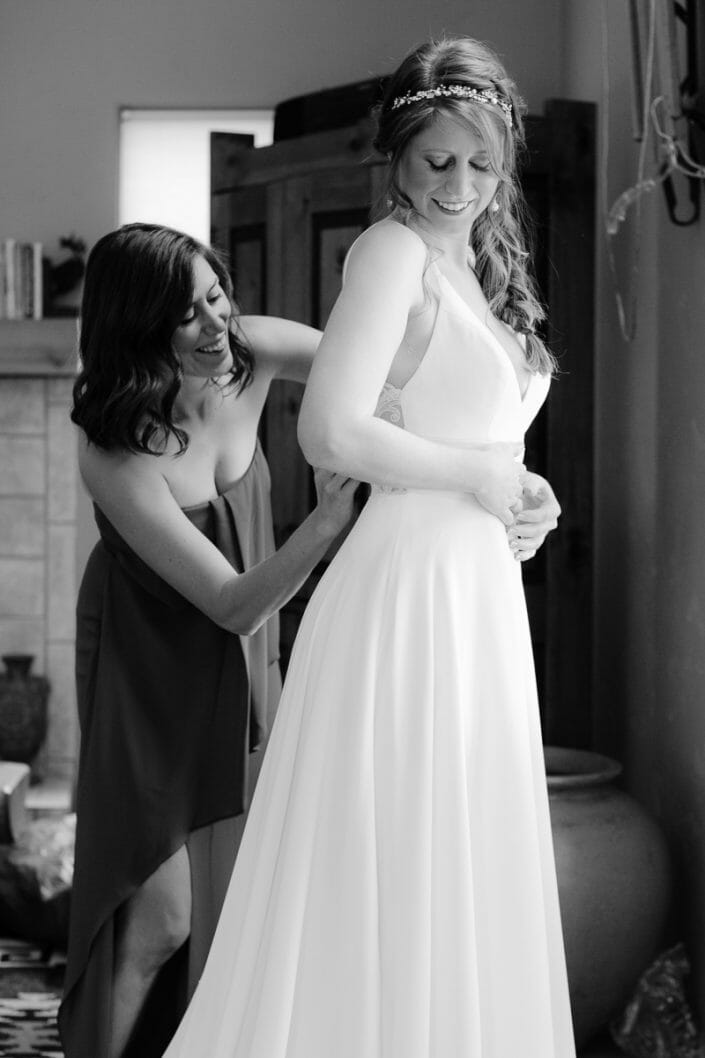 Wedding Bride Getting Ready Photo | Colorado Elopement Photographer