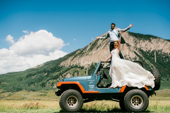 Fun Mountain Wedding Photo with Jeep | Colorado Elopement Photographer