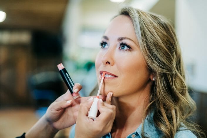 Bride Getting Ready for her Wedding Day| Larkspur Colorado Elopement Photographer