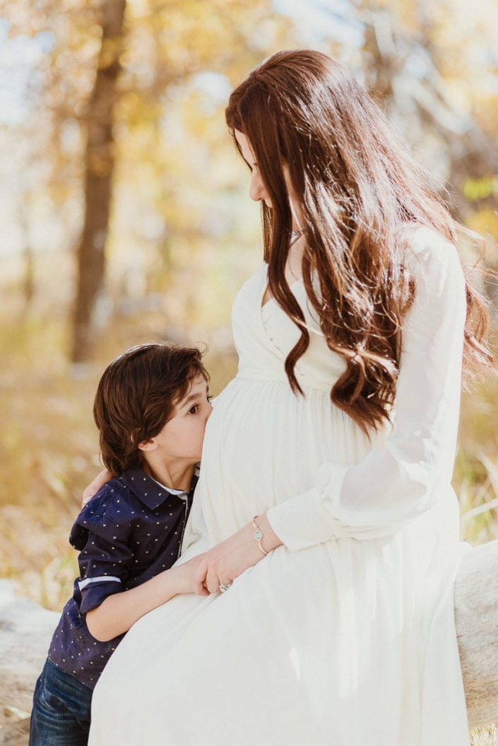 Family Maternity photo session in Denver Fall Foliage Trailhead | Colorado Lifestyle Photographer