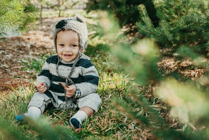 Family Christmas tree photo session in Denver | Colorado Lifestyle Photographer