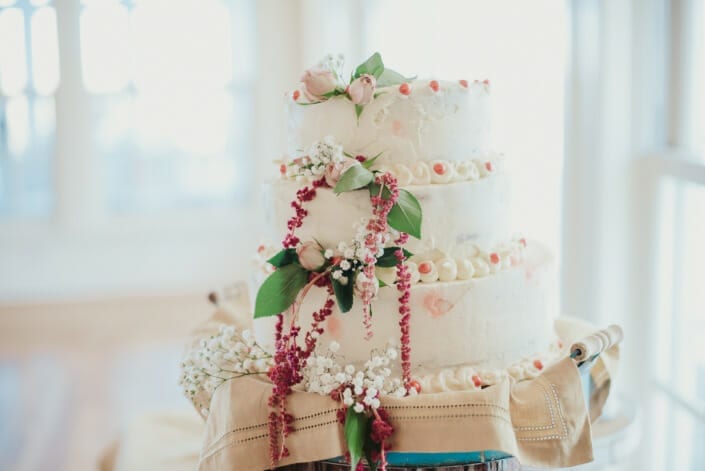 Wedding Cake | Denver Colorado Elopement Photographer