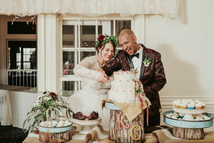 Wedding Couple Cake Cutting | Denver Colorado Elopement Photographer