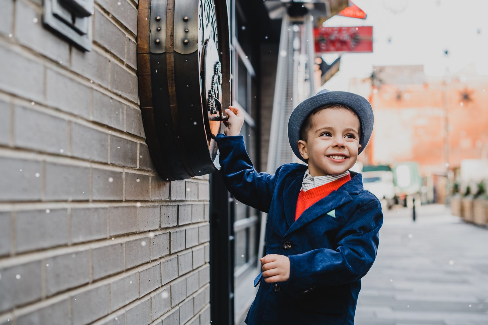 Downtown Denver family photos | Book a session online now