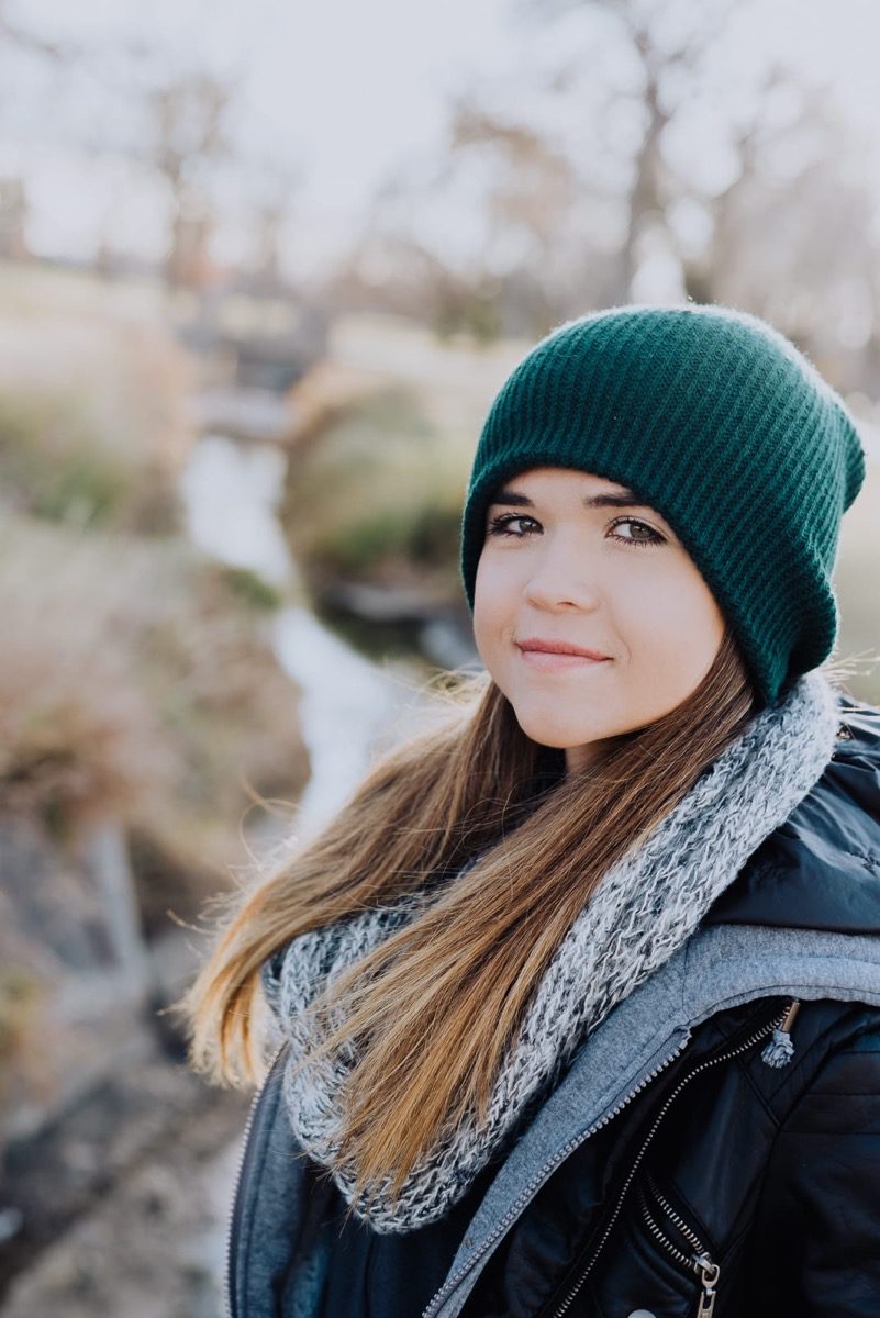 Denver senior portrait photographer Natalia outdoor portrait