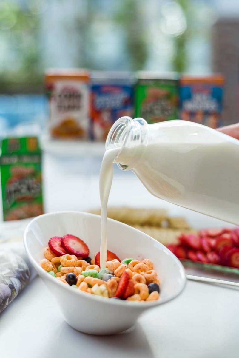 Denver social media photographer creates product and lifestyle content for Instagram